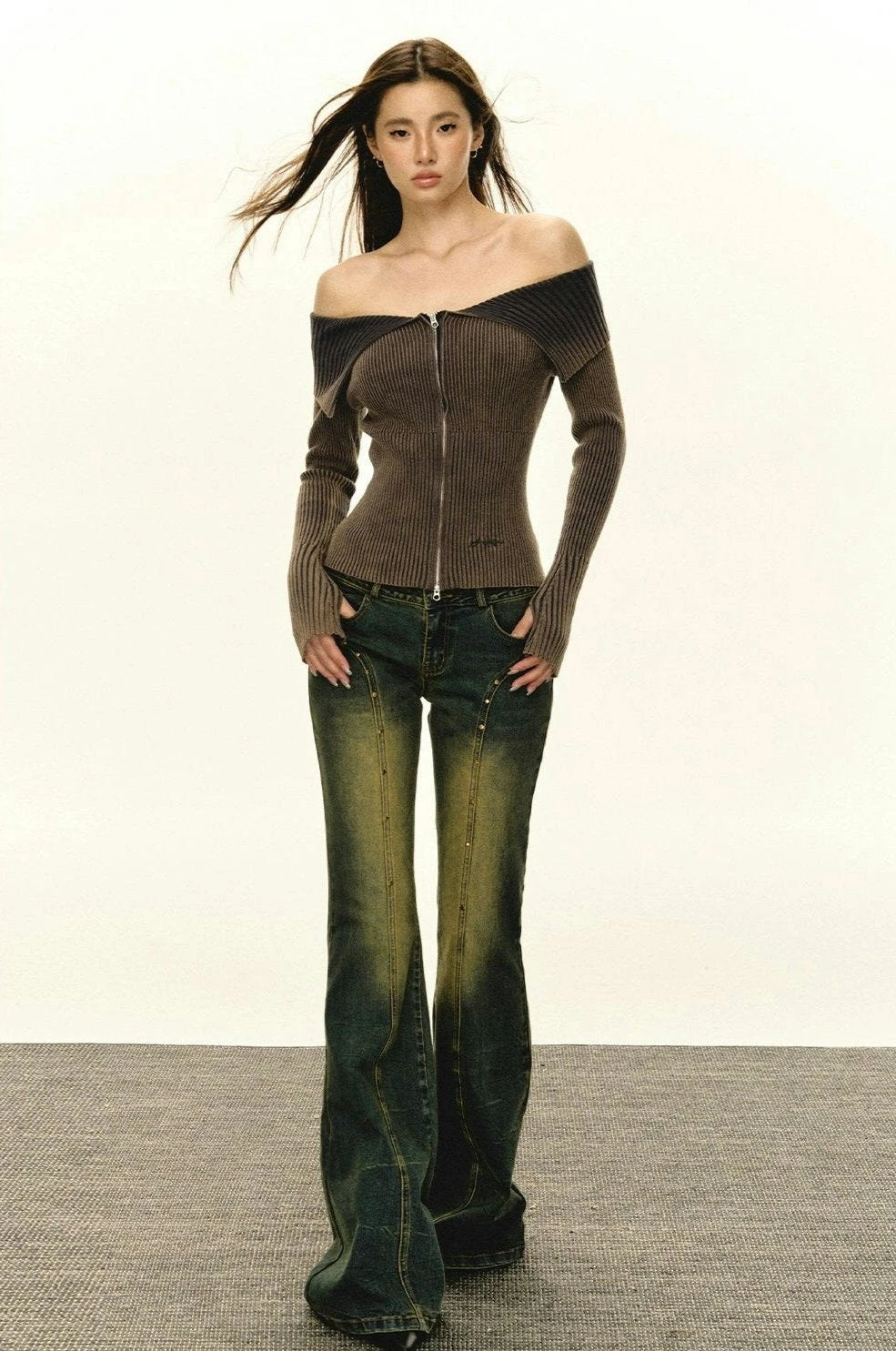 Off-Shoulder Ribbed Gradient Knit Zip-up Sweater 13 Off-Shoulder Ribbed Gradient Knit Zip-up Sweater - Image 13