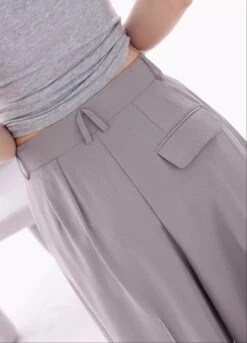 High Waist Extra Wide Leg Pleated Pants With Belt Loops 17 High Waist Extra Wide Leg Pleated Pants With Belt Loops -Modern Wear Shop imgi 80 O1CN01TnknKg1KzDoXXwgFB 2213001111234